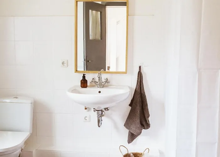 Lehrerwohnung アパート