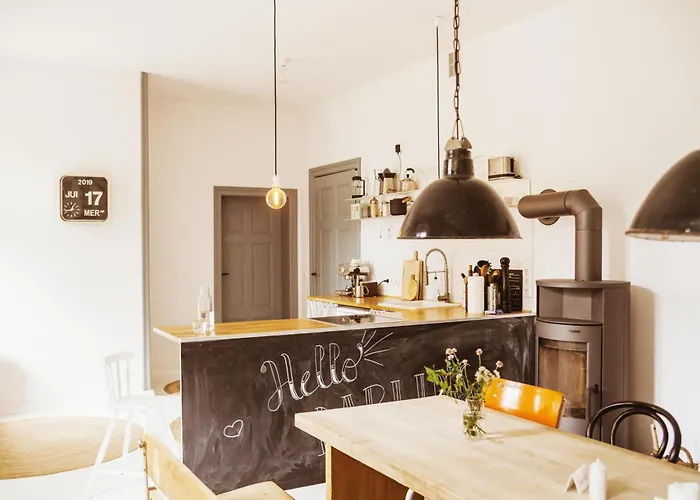 アパート Lehrerwohnung *