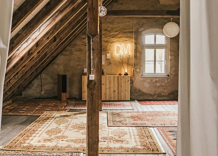 Lehrerwohnung アパート