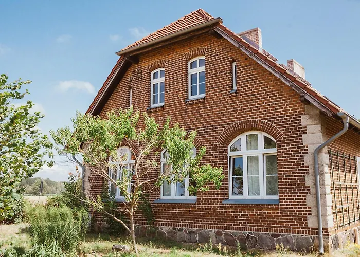 Lehrerwohnung アパート *